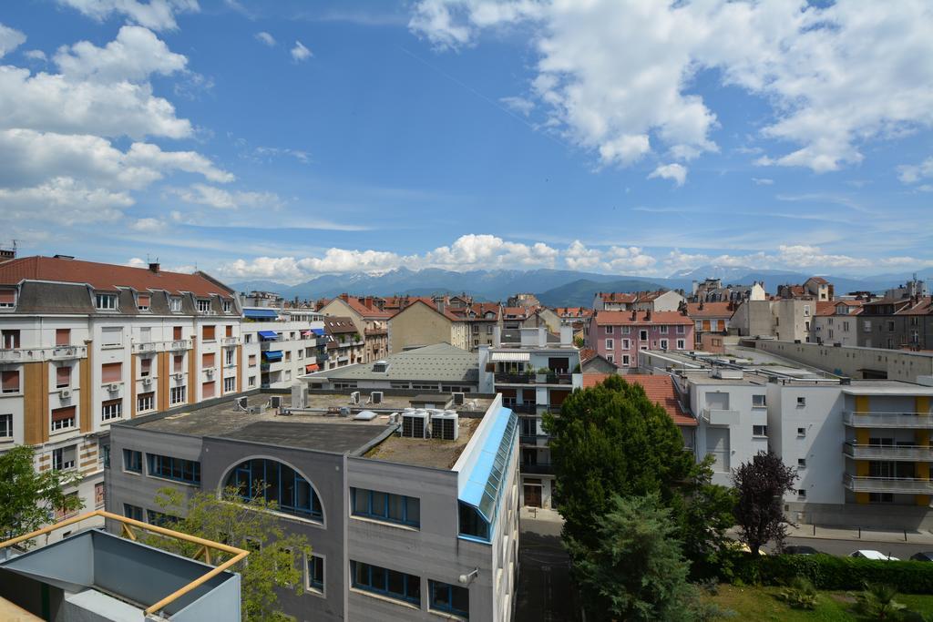 Hotel Lux Grenoble Bagian luar foto